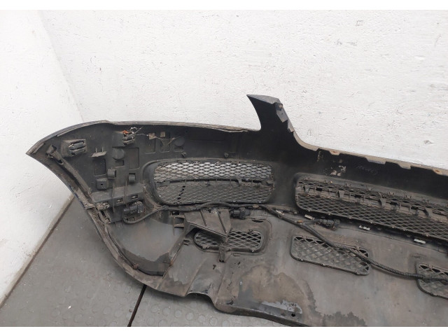 Бампер  Volkswagen Touareg 2002-2007 передний   