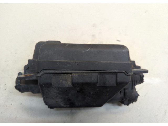 Блок предохранителей  Fiat Punto Evo 2009-2012      735471684, 735471685   