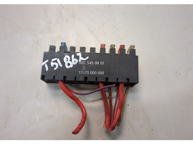 Блок предохранителей Volkswagen Crafter 2006-2016 0025450801