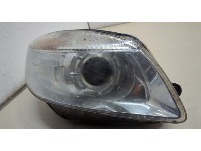 Фара передняя Skoda Fabia 2007-2014 правая