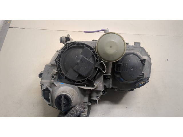 Фара передняя Mercedes C W203 2000-2008 правая