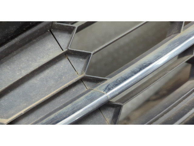 Бампер Skoda SuperB 2008-2015 передний