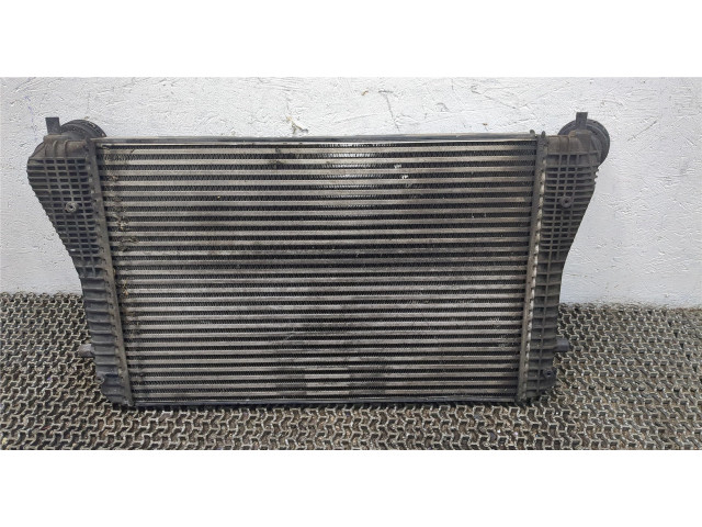Интеркулер  Volkswagen Passat 6 2005-2010 1.9  3c0145805r    