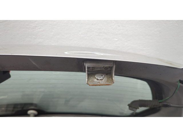 Замок багажника  Suzuki Liana 2001-2008       