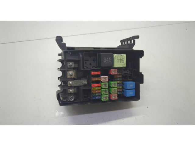 Блок предохранителей  Volkswagen Passat 7 2010-2019 Америка         