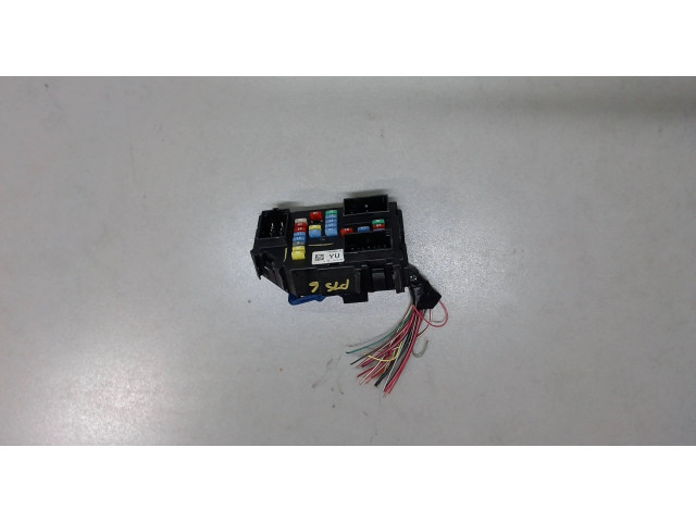 Блок предохранителей  Chevrolet Tahoe 2006-2014      1592504402    5.3