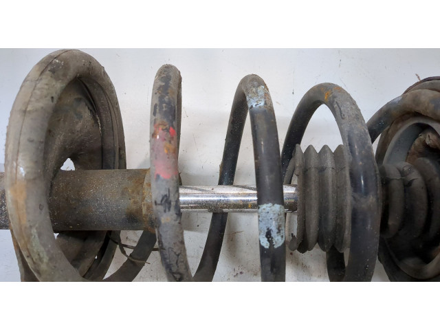 Стойка амортизатора  Nissan X-Trail (T30) 2001-2007 55302EQ025, 550208H762     