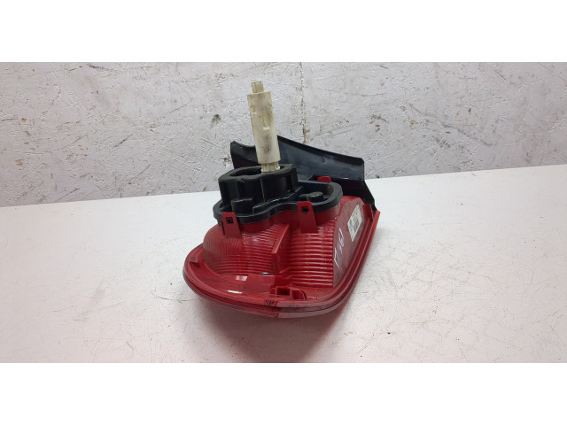 Задний фонарь          