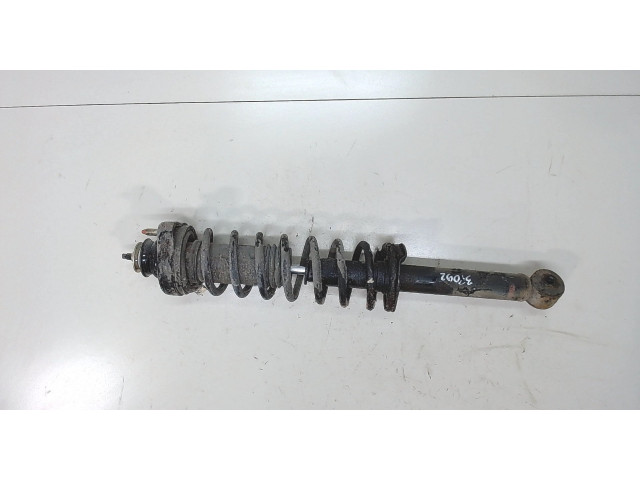 Стойка амортизатора Mitsubishi Colt 1996-2004 MR244447, MB871085 1.3 бензин