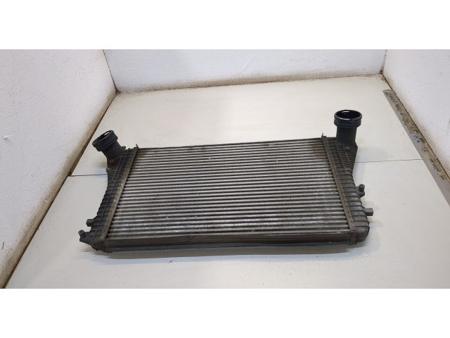 Интеркулер  Audi A3 (8P) 2003-2013   1K0145803S    