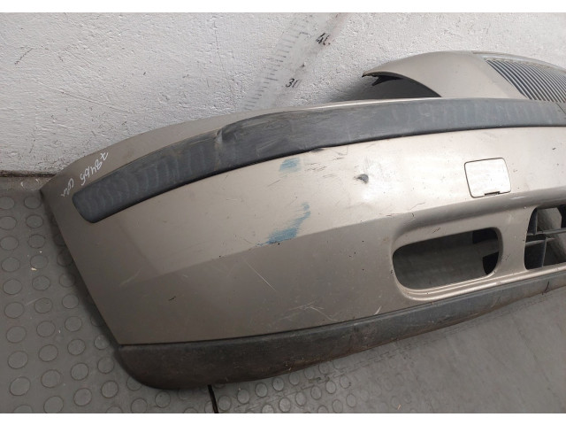 Бампер  Volvo V70 2001-2008 передний   