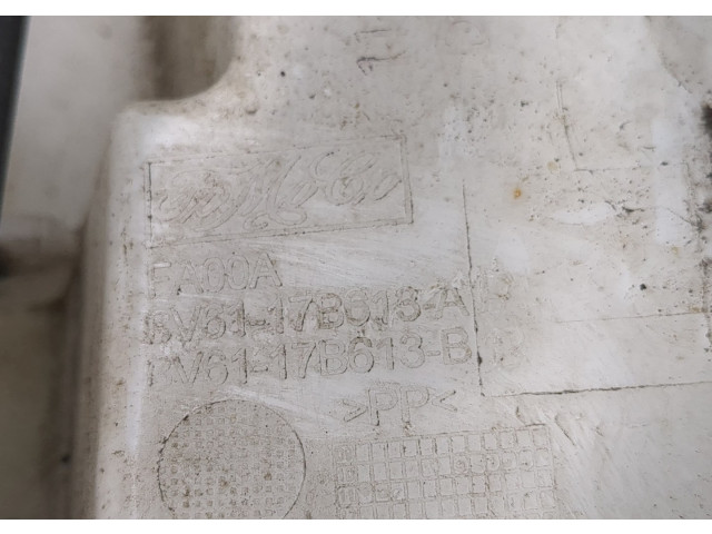 Бачок омывателя  Ford Focus 3 2011-2015    