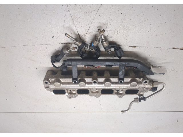 Форсунка топливная  Audi A1 (8X) 2010-2018    03C906036F, 03C133202AQ     