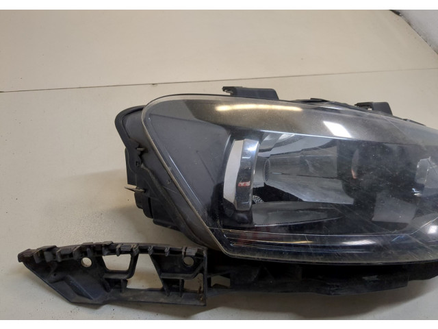 Фара передняя  Volkswagen Polo 2009-2014 правая 