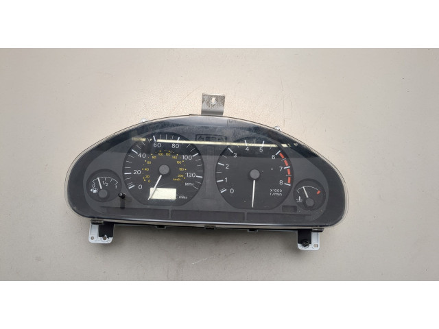 Панель приборов  Mitsubishi Space Star 1998-2006       MR489035     