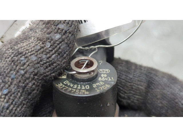 Форсунка топливная Volvo S80 2006-2016 8603595