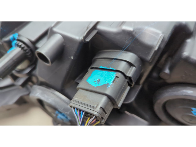 Фара передняя  Ford Mondeo 5 2015-2019 правая 