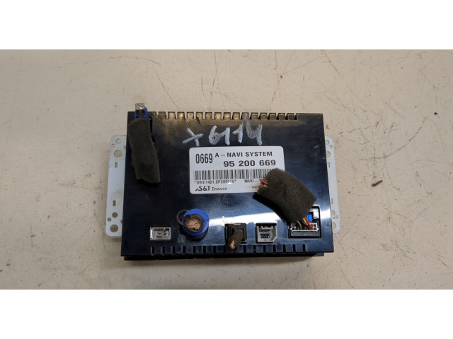 Дисплей бортового компьютера Chevrolet Captiva 2011-2016 95200669