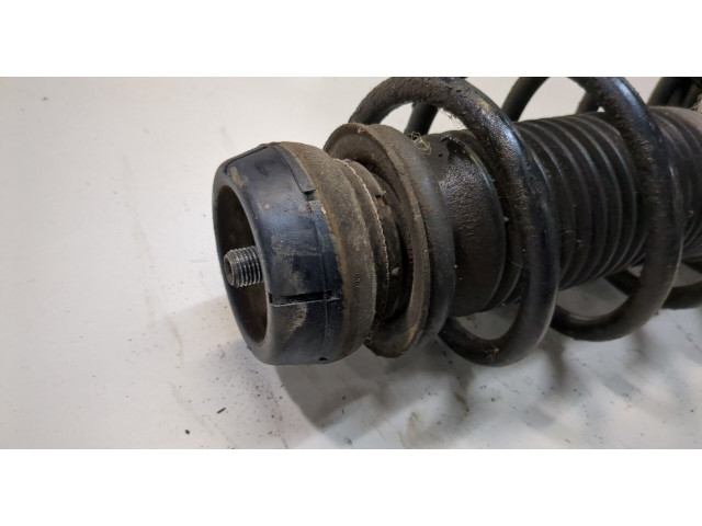 Стойка амортизатора  Volkswagen Golf 4 1997-2005      