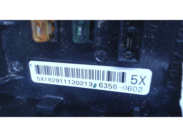 Блок предохранителей Audi Q3 2011-2014