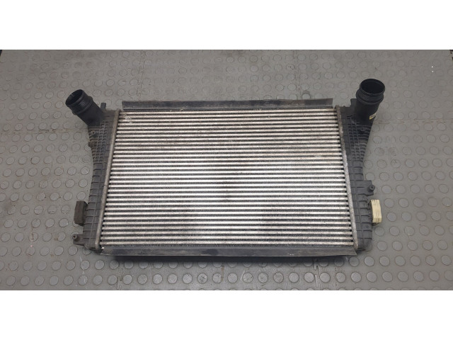 Интеркулер  Volkswagen Passat 7 2010-2015 Европа   3C0145805AN    