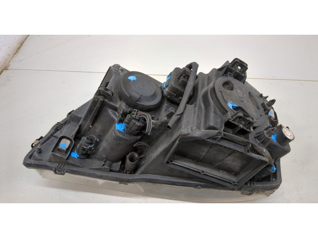 Фара передняя  Volvo XC90 2002-2006 правая 