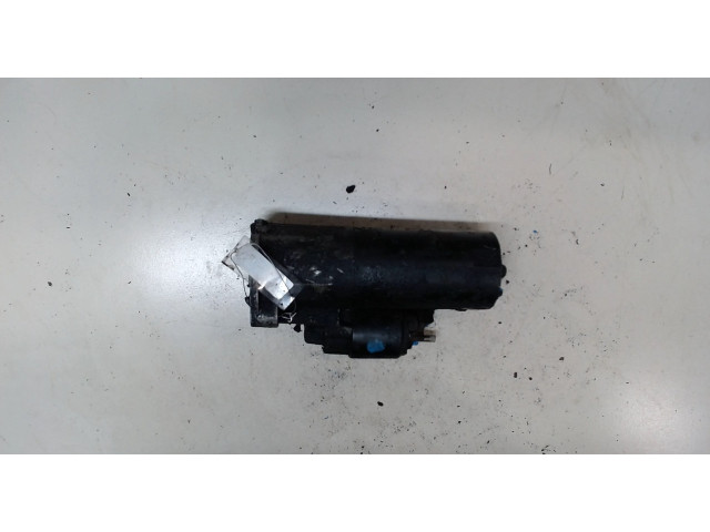 Стартер Volkswagen Passat 5 2000-2005 1.9