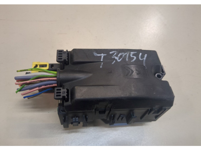 Блок предохранителей Citroen C4 Picasso 2013-2016 1.6