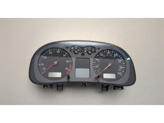 Панель приборов Volkswagen Golf 4 1997-2005