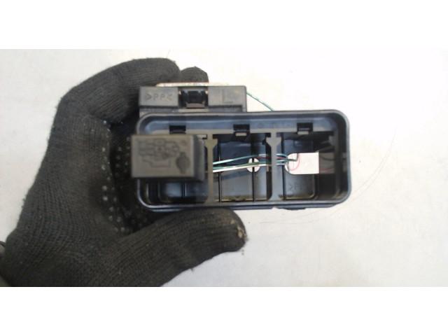 Блок реле Infiniti Q50 2013-2017 2523079918 3.7