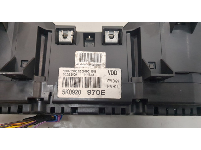 Панель приборов  Volkswagen Golf 6 2009-2012            