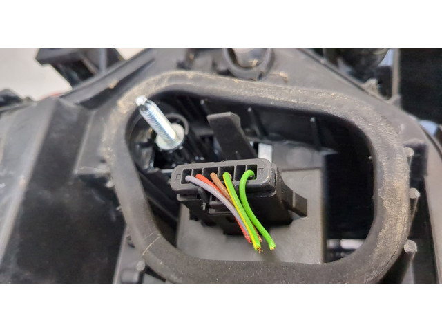 Задний фонарь 9800916280