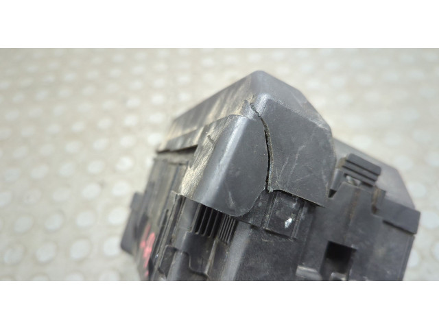 Блок предохранителей  Buick Encore GX 2019-2024      42733199   