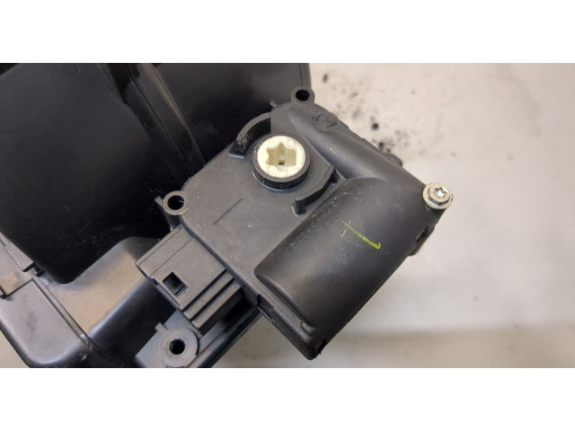 Моторчик печки Audi A6 (C6) 2005-2011