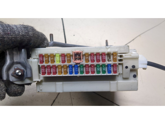 Блок предохранителей Lexus LS460 2006-2012