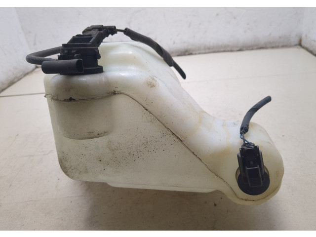 Бачок омывателя Honda Ridgeline 2005-2014