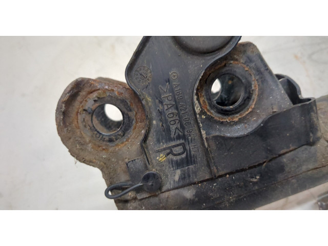 Стойка амортизатора  Mercedes GLA X156 2014-      