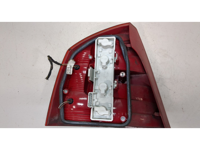 Задний фонарь          