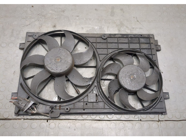 Вентилятор радиатора  Volkswagen Touran 2003-2006           