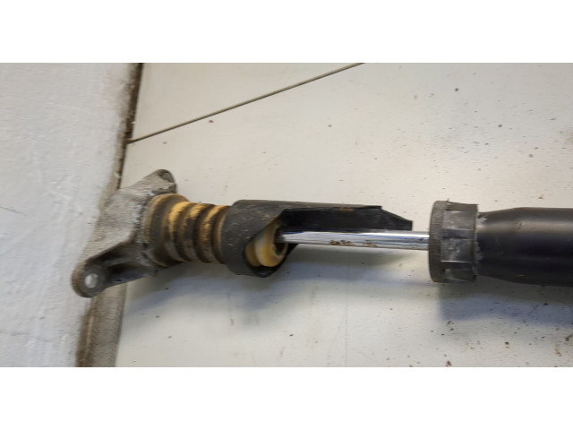 Стойка амортизатора Mazda CX-5 2017-2021 KF1T28700A