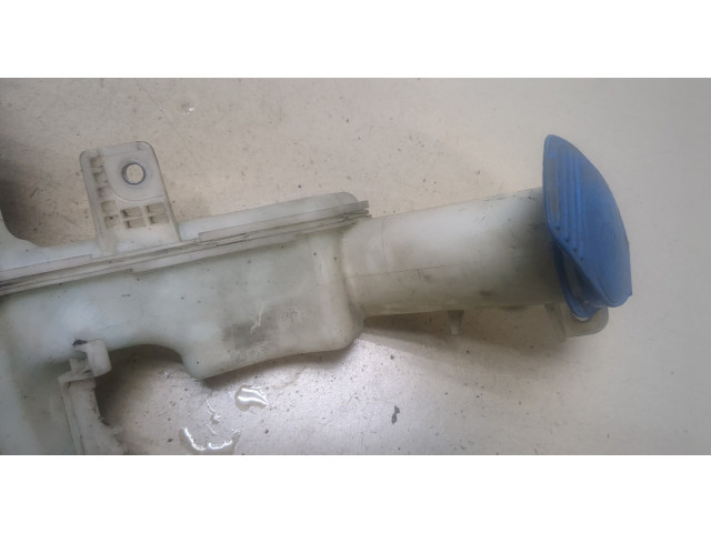 Бачок омывателя  Volkswagen Passat 7 2010-2015 Европа    