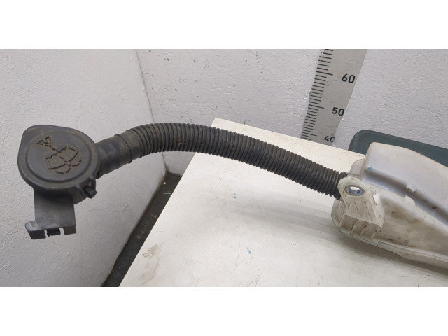 Бачок омывателя BMW X3 F25 2010-2017 61667255827