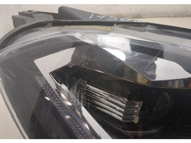 Фара передняя  Volkswagen Golf 7 2012-2020 правая 