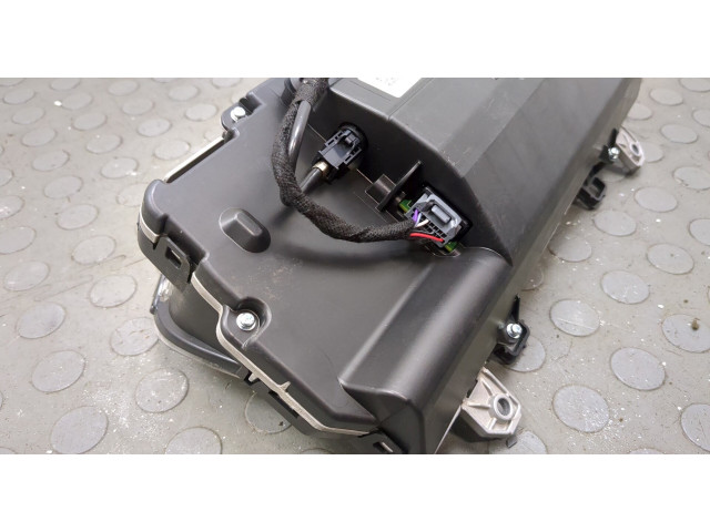 Панель приборов Volvo XC40