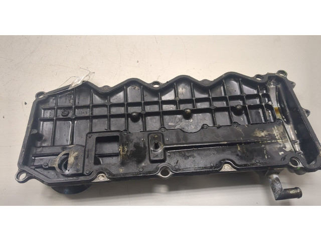 Клапанная крышка двигателя ДВС Nissan Almera Tino 2.2