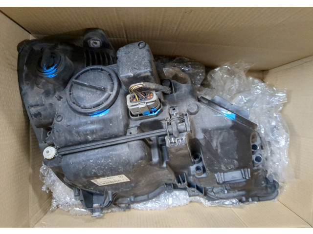 Фара передняя  Mercedes E W212 2009-2016 левая 