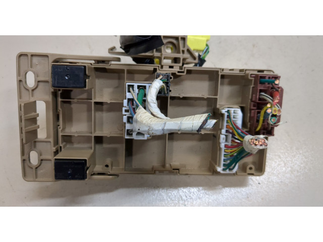 Блок предохранителей  Subaru Tribeca (B9) 2004-2007         