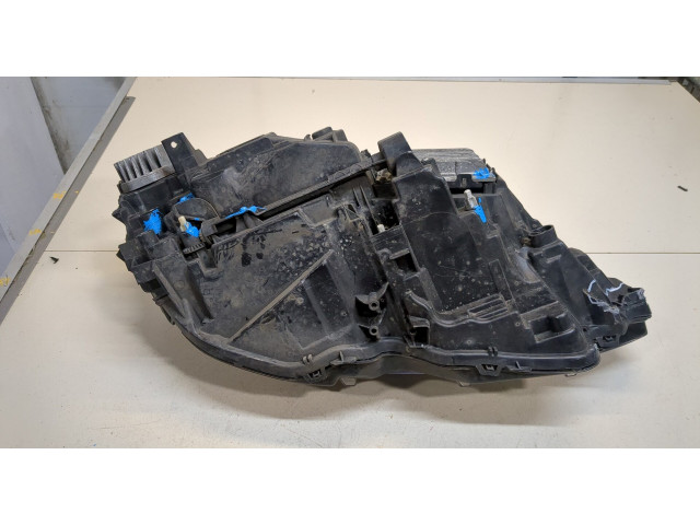 Фара передняя  Volvo S90 2016-2020 левая 