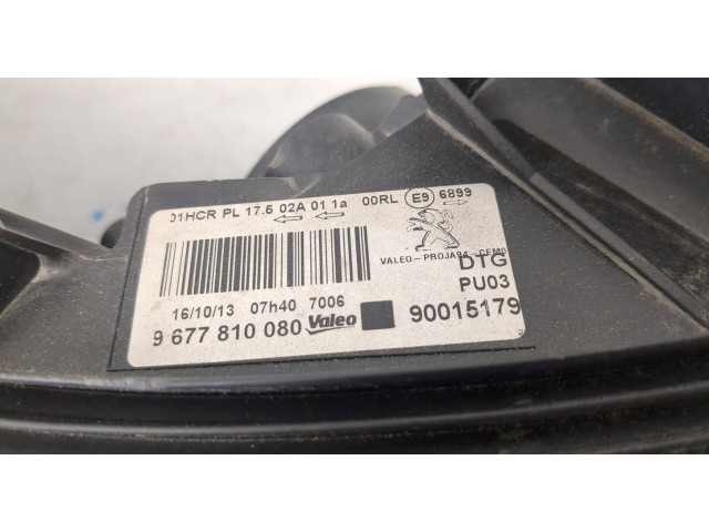 Фара передняя  Peugeot 2008 2013-2016 правая 