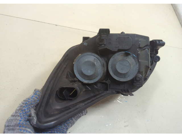 Фара передняя  Ford Focus 2 2008-2011 правая 